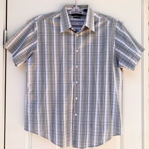 Axist Mens Shirt Sz XL Short Sleeve Button Up Green Pockets Casual Office Work